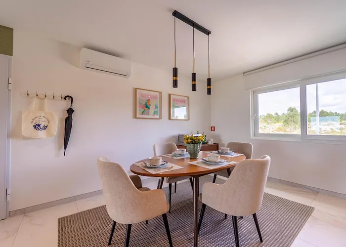 アパート New Luxury Apartment, Sea View With Pool & Gym ナザレ