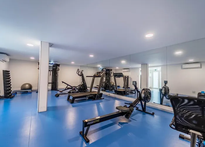 New Luxury Apartment, Sea View With Pool & Gym アパート *