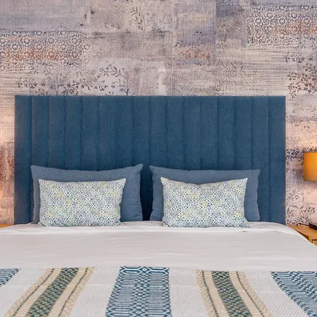 Apartmán New Luxury Apartment, Sea View With Pool & Gym