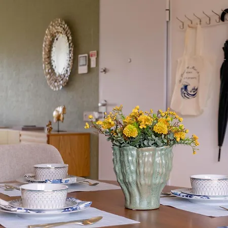 Apartmán New Luxury Apartment, Sea View With Pool & Gym