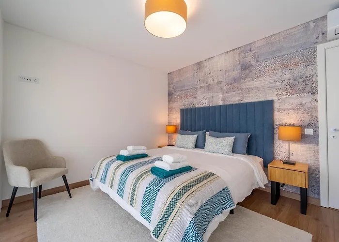 Lejlighed New Luxury Apartment, Sea View With Pool & Gym *